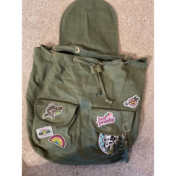 Justice Army Green Slouch/Boho Backpack Travel bag W/Patches 18x13x6.5 - Picture 3 of 4